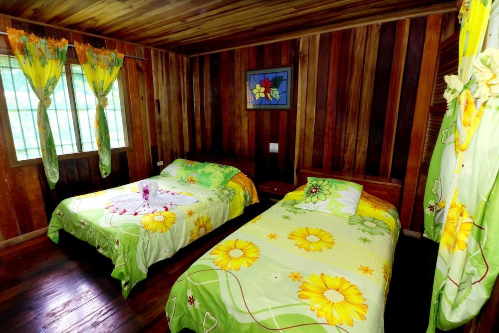 Baula Lodge Tortuguero Bagian luar foto