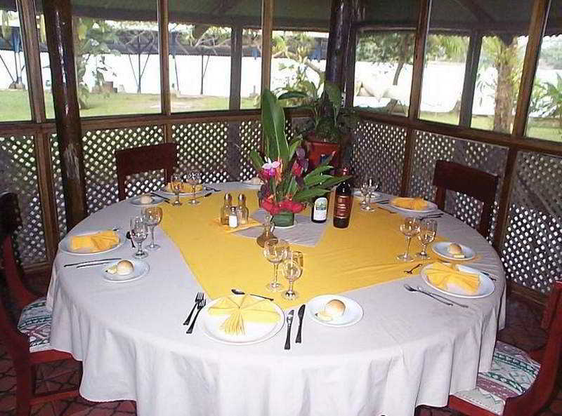 Baula Lodge Tortuguero Bagian luar foto